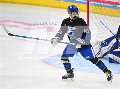 Thumbnail 1 in Darien vs. New Canaan (CIAC DI Semifinal) photogallery.