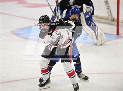 Thumbnail 1 in Darien vs. New Canaan (CIAC DI Semifinal) photogallery.