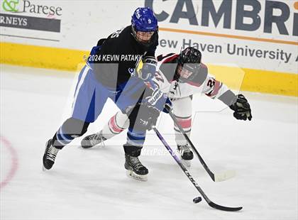 Thumbnail 2 in Darien vs. New Canaan (CIAC DI Semifinal) photogallery.