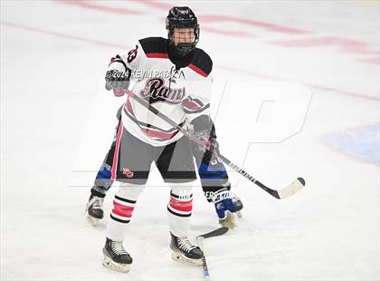 Thumbnail 1 in Darien vs. New Canaan (CIAC DI Semifinal) photogallery.