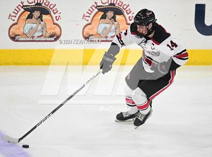 Thumbnail 3 in Darien vs. New Canaan (CIAC DI Semifinal) photogallery.