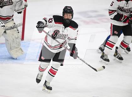 Thumbnail 1 in Darien vs. New Canaan (CIAC DI Semifinal) photogallery.
