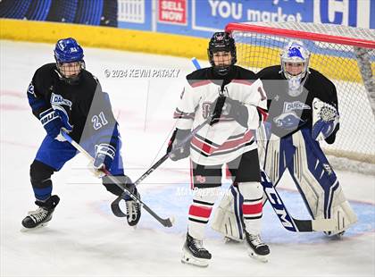 Thumbnail 1 in Darien vs. New Canaan (CIAC DI Semifinal) photogallery.