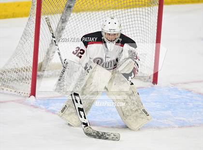 Thumbnail 2 in Darien vs. New Canaan (CIAC DI Semifinal) photogallery.