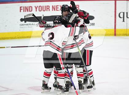 Thumbnail 2 in Darien vs. New Canaan (CIAC DI Semifinal) photogallery.