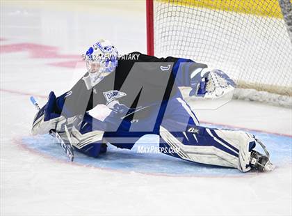 Thumbnail 1 in Darien vs. New Canaan (CIAC DI Semifinal) photogallery.