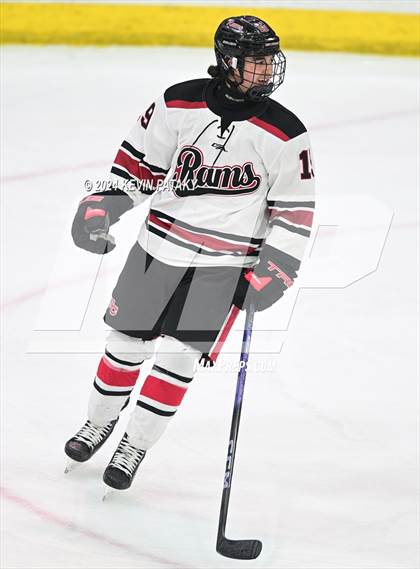Thumbnail 1 in Darien vs. New Canaan (CIAC DI Semifinal) photogallery.
