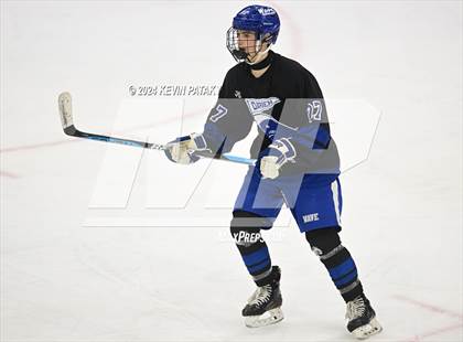 Thumbnail 3 in Darien vs. New Canaan (CIAC DI Semifinal) photogallery.