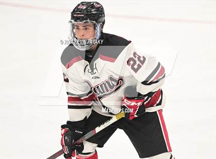 Thumbnail 2 in Darien vs. New Canaan (CIAC DI Semifinal) photogallery.