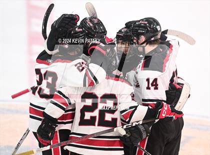 Thumbnail 2 in Darien vs. New Canaan (CIAC DI Semifinal) photogallery.