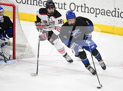 Thumbnail 3 in Darien vs. New Canaan (CIAC DI Semifinal) photogallery.