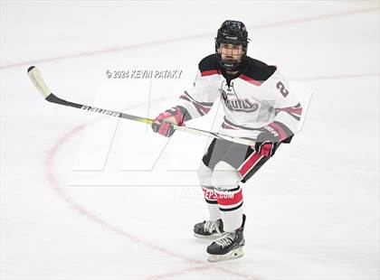 Thumbnail 1 in Darien vs. New Canaan (CIAC DI Semifinal) photogallery.