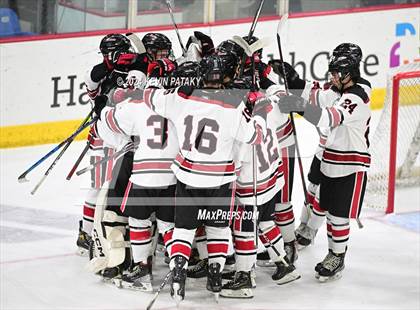 Thumbnail 1 in Darien vs. New Canaan (CIAC DI Semifinal) photogallery.