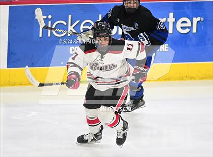 Thumbnail 3 in Darien vs. New Canaan (CIAC DI Semifinal) photogallery.
