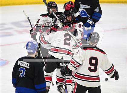 Thumbnail 2 in Darien vs. New Canaan (CIAC DI Semifinal) photogallery.
