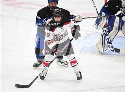 Thumbnail 2 in Darien vs. New Canaan (CIAC DI Semifinal) photogallery.