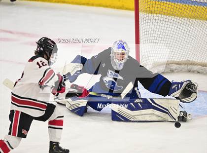 Thumbnail 3 in Darien vs. New Canaan (CIAC DI Semifinal) photogallery.