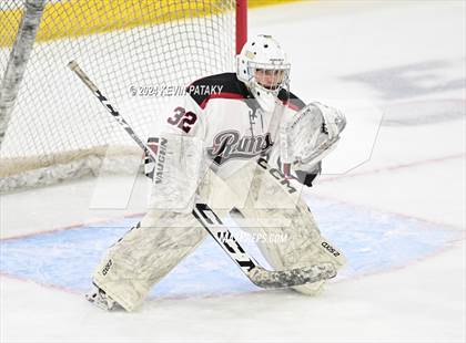 Thumbnail 1 in Darien vs. New Canaan (CIAC DI Semifinal) photogallery.