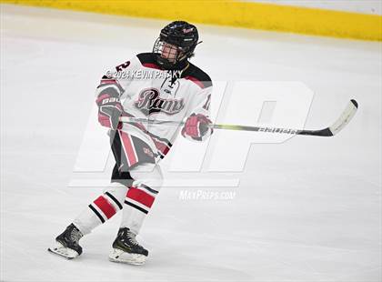Thumbnail 1 in Darien vs. New Canaan (CIAC DI Semifinal) photogallery.