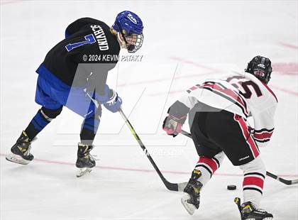 Thumbnail 1 in Darien vs. New Canaan (CIAC DI Semifinal) photogallery.