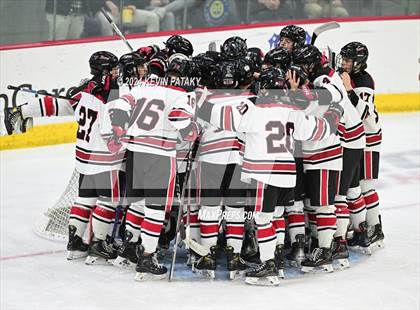 Thumbnail 2 in Darien vs. New Canaan (CIAC DI Semifinal) photogallery.