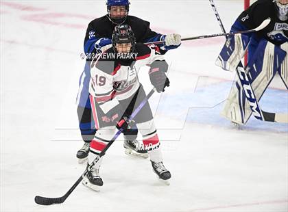 Thumbnail 3 in Darien vs. New Canaan (CIAC DI Semifinal) photogallery.