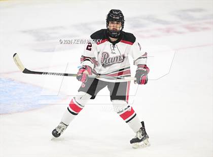 Thumbnail 3 in Darien vs. New Canaan (CIAC DI Semifinal) photogallery.