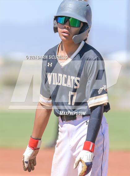 Thumbnail 2 in Chinle vs Round Valley (Epic Tournament) photogallery.