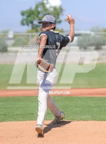 Thumbnail 2 in Chinle vs Round Valley (Epic Tournament) photogallery.