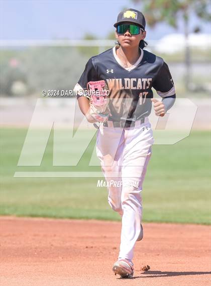 Thumbnail 1 in Chinle vs Round Valley (Epic Tournament) photogallery.
