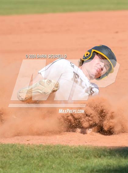 Thumbnail 2 in Chinle vs Round Valley (Epic Tournament) photogallery.