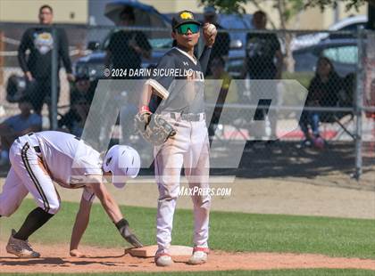 Thumbnail 3 in Chinle vs Round Valley (Epic Tournament) photogallery.