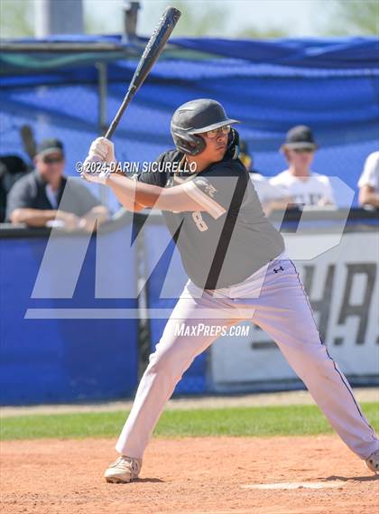 Thumbnail 1 in Chinle vs Round Valley (Epic Tournament) photogallery.