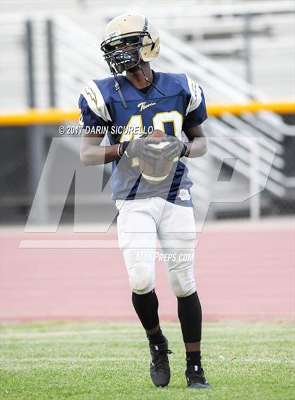 Thumbnail 3 in Desert Vista vs Pinnacle (Scrimmage) photogallery.