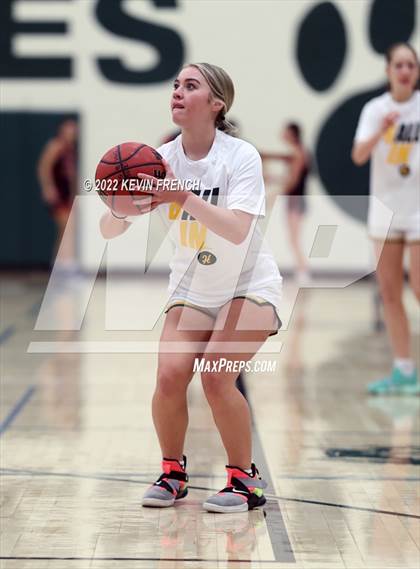 Thumbnail 3 in Liberty vs Horizon (Feast Mode Thanksgiving Tournament) photogallery.