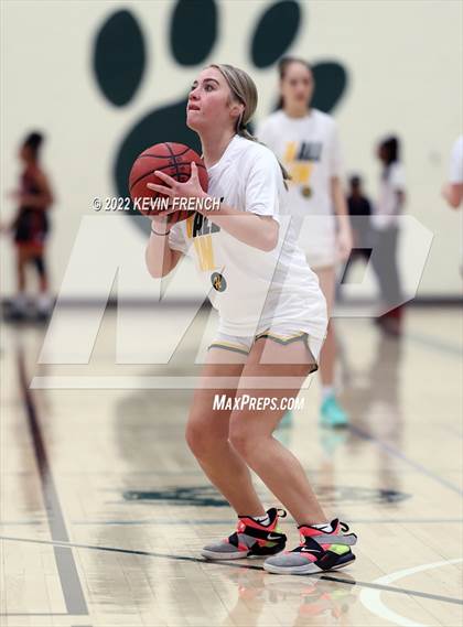 Thumbnail 2 in Liberty vs Horizon (Feast Mode Thanksgiving Tournament) photogallery.