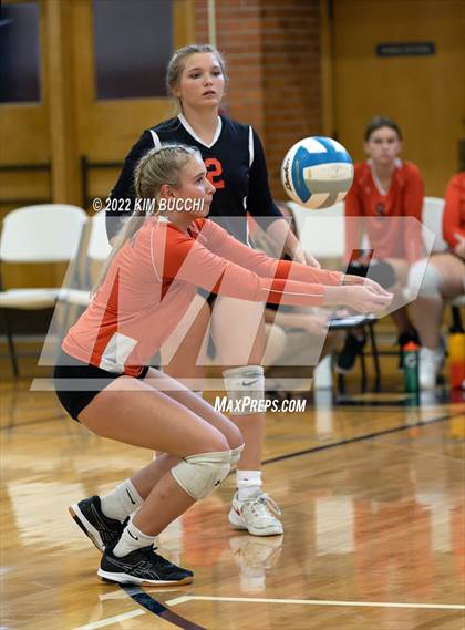 Thumbnail 2 in Utica @ Grosse Pointe South photogallery.