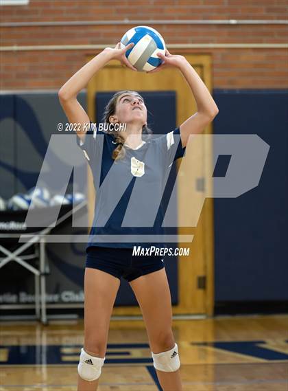 Thumbnail 3 in Utica @ Grosse Pointe South photogallery.