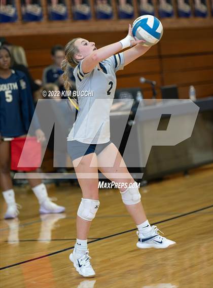 Thumbnail 2 in Utica @ Grosse Pointe South photogallery.