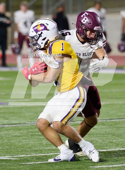 Thumbnail 2 in Pieper vs. Flour Bluff (Texas UIL 5A-1 Football Area Playoff) photogallery.