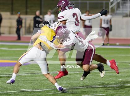 Thumbnail 1 in Pieper vs. Flour Bluff (Texas UIL 5A-1 Football Area Playoff) photogallery.