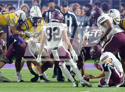 Thumbnail 1 in Pieper vs. Flour Bluff (Texas UIL 5A-1 Football Area Playoff) photogallery.