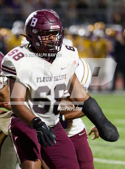 Thumbnail 2 in Pieper vs. Flour Bluff (Texas UIL 5A-1 Football Area Playoff) photogallery.