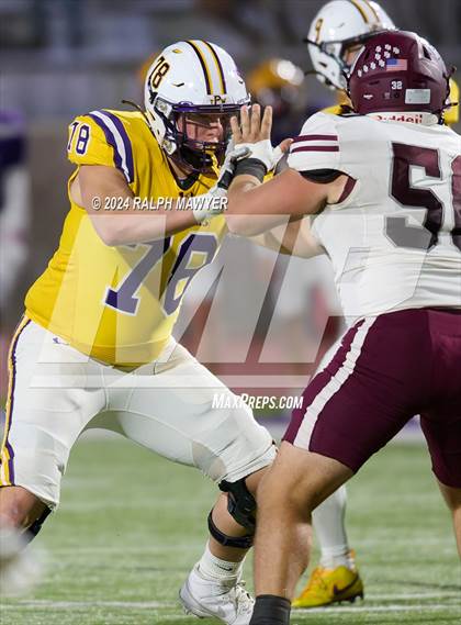 Thumbnail 3 in Pieper vs. Flour Bluff (Texas UIL 5A-1 Football Area Playoff) photogallery.