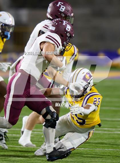 Thumbnail 3 in Pieper vs. Flour Bluff (Texas UIL 5A-1 Football Area Playoff) photogallery.