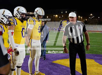 Thumbnail 3 in Pieper vs. Flour Bluff (Texas UIL 5A-1 Football Area Playoff) photogallery.