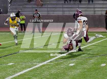 Thumbnail 2 in Pieper vs. Flour Bluff (Texas UIL 5A-1 Football Area Playoff) photogallery.