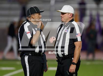 Thumbnail 3 in Pieper vs. Flour Bluff (Texas UIL 5A-1 Football Area Playoff) photogallery.