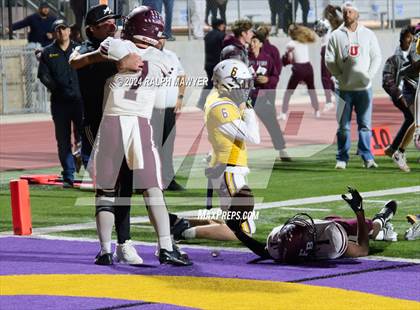 Thumbnail 2 in Pieper vs. Flour Bluff (Texas UIL 5A-1 Football Area Playoff) photogallery.