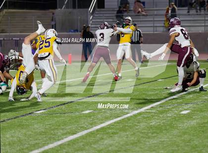 Thumbnail 2 in Pieper vs. Flour Bluff (Texas UIL 5A-1 Football Area Playoff) photogallery.